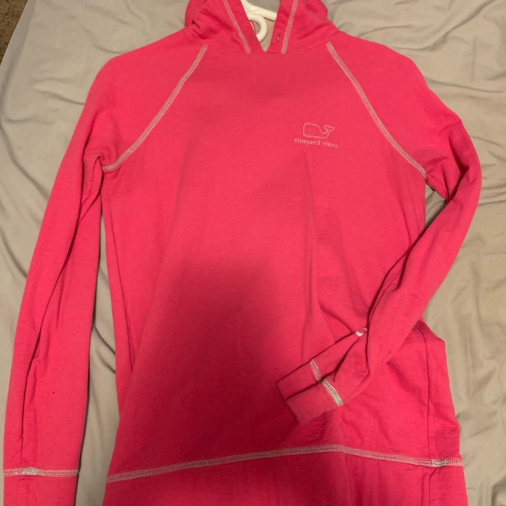 Vineyard vines hoodie